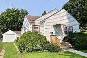 1311 5th St NW, Austin, MN 55912 - Photo 1