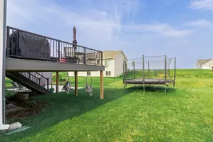 908 Ashford Rd, Belle Plaine, MN 56011 - Photo 37