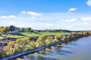 32297 Lakeview Dr, Lake City, MN 55041 - Photo 7