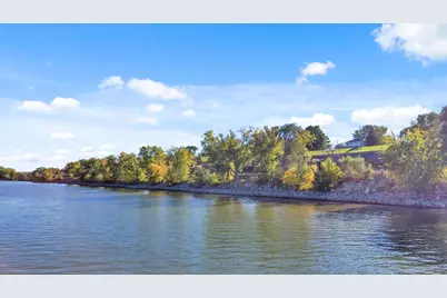 32297 Lakeview Drive, Lake City, MN 55041 - Photo 11