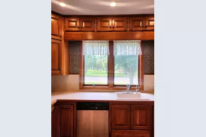 120 Park Avenue W, Renville, MN 56284 - Photo 9