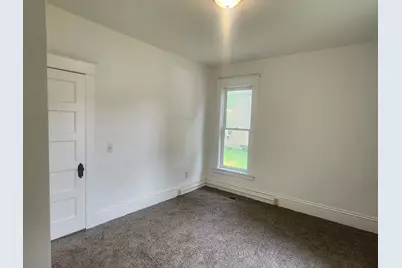 120 Park Avenue W, Renville, MN 56284 - Photo 17