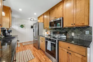 2318 Friendship Ln, Burnsville, MN 55337 - Photo 7