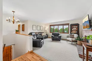 2318 Friendship Ln, Burnsville, MN 55337 - Photo 19