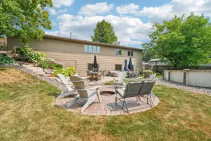 2318 Friendship Ln, Burnsville, MN 55337 - Photo 33