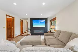 2318 Friendship Ln, Burnsville, MN 55337 - Photo 11