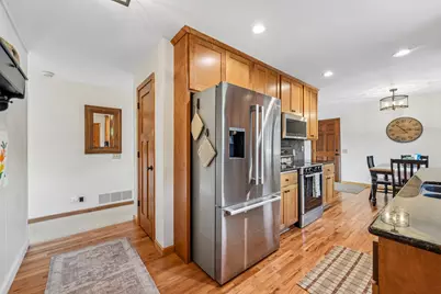 2318 Friendship Lane, Burnsville, MN 55337 - Photo 5