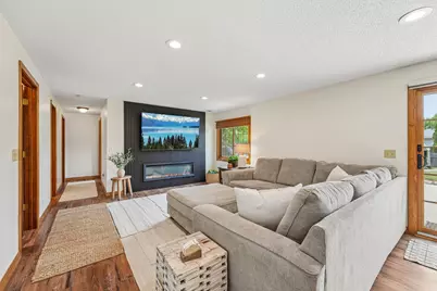 2318 Friendship Lane, Burnsville, MN 55337 - Photo 9