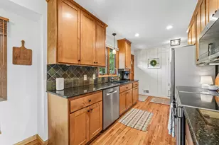 2318 Friendship Ln, Burnsville, MN 55337 - Photo 9