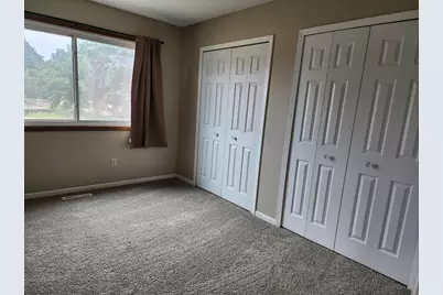2860-2862 Wheeler Street N, Roseville, MN 55113 - Photo 11