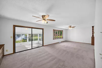 508 E Main Street, Hayfield, MN 55940 - Photo 3
