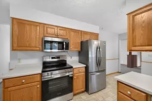508 E Main St, Hayfield, MN 55940 - Photo 7
