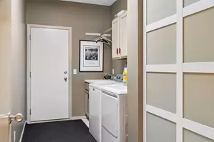 8950 Hilloway Rd, Eden Prairie, MN 55347 - Photo 21