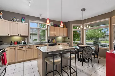 8950 Hilloway Road, Eden Prairie, MN 55347 - Photo 5