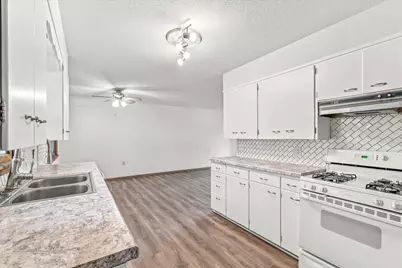 702 Power Avenue S, Hinckley, MN 55037 - Photo 11