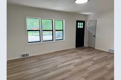 213 7th Avenue SE, Elbow Lake, MN 56531 - Photo 5