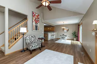 6822 Benton Cir, Inver Grove Heights, MN 55076 - Photo 7