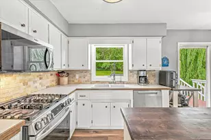 18480 Country Squires Cir, Prior Lake, MN 55372 - Photo 7
