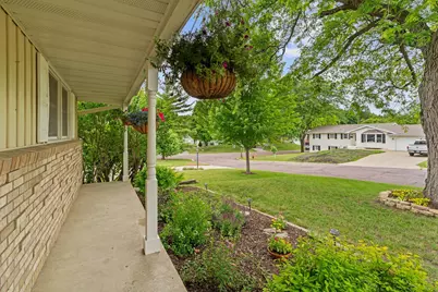 137 Atwood Drive, Mankato, MN 56001 - Photo 3