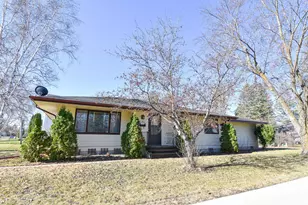 245 Kneale Ave N, Thief River Falls, MN 56701 - Photo 1