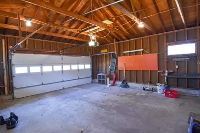 245 Kneale Avenue N, Thief River Falls, MN 56701 - Photo 23