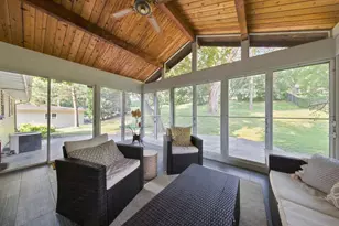 6616 Hillside Ln, Edina, MN 55439 - Photo 13