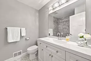 6616 Hillside Ln, Edina, MN 55439 - Photo 17