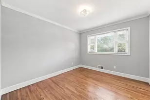 6616 Hillside Ln, Edina, MN 55439 - Photo 15
