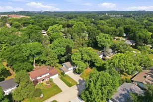 6616 Hillside Ln, Edina, MN 55439 - Photo 37