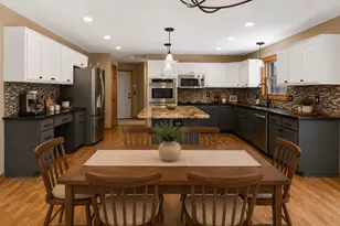 2209 Congress St, South Saint Paul, MN 55075 - Photo 9