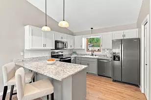15485 Darjeeling Path, Rosemount, MN 55068 - Photo 3