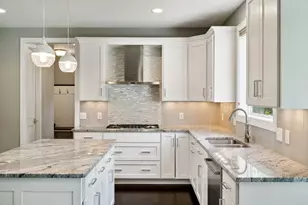 6212 Ewing Ave S, Edina, MN 55410 - Photo 11