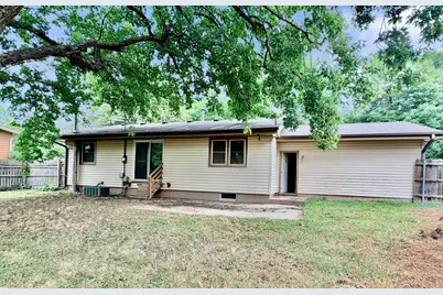 8001 Edgewood Avenue N, Brooklyn Park, MN 55445 - Photo 17
