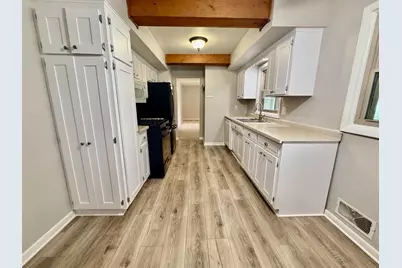 8001 Edgewood Avenue N, Brooklyn Park, MN 55445 - Photo 5