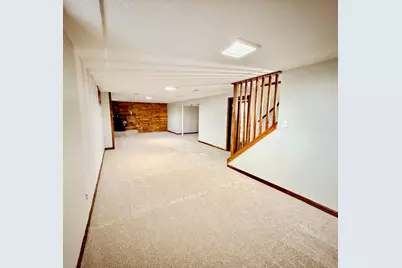 8001 Edgewood Avenue N, Brooklyn Park, MN 55445 - Photo 13
