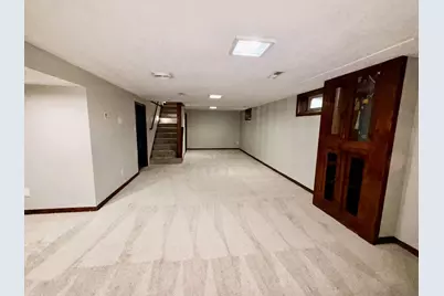 8001 Edgewood Avenue N, Brooklyn Park, MN 55445 - Photo 15