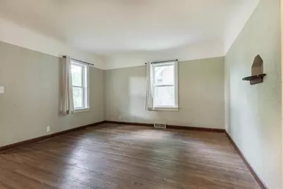 314 Birch Avenue W, Fergus Falls, MN 56537 - Photo 9