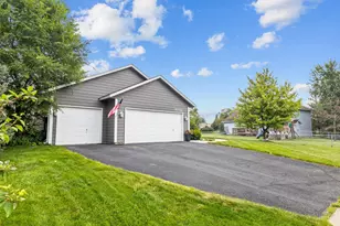 15712 Crocus Ave W, Rosemount, MN 55068 - Photo 31