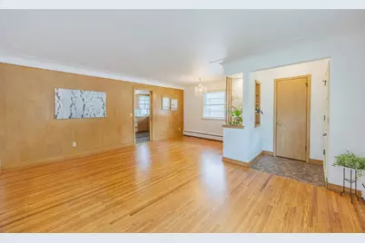 591 36th Avenue NE, Minneapolis, MN 55418 - Photo 7