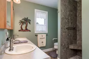1007 Crystal Lake Dr, Lake Crystal, MN 56055 - Photo 13