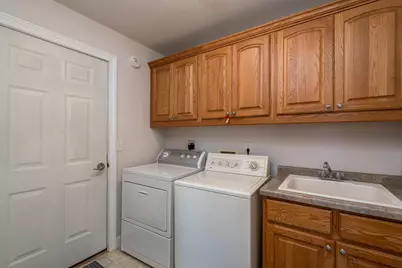 1007 Crystal Lake Drive, Lake Crystal, MN 56055 - Photo 15