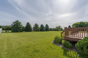 1007 Crystal Lake Dr, Lake Crystal, MN 56055 - Photo 31