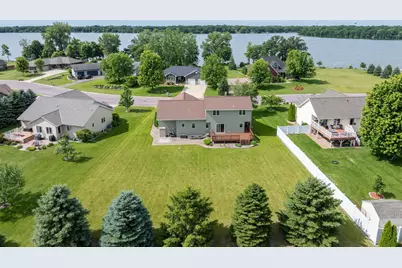 1007 Crystal Lake Drive, Lake Crystal, MN 56055 - Photo 39