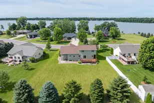 1007 Crystal Lake Dr, Lake Crystal, MN 56055 - Photo 39
