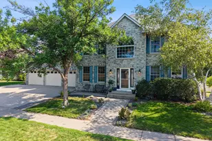 1484 Riverbluff Dr, Hastings, MN 55033 - Photo 3