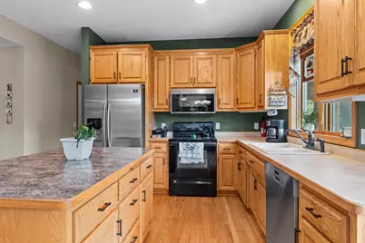 1484 Riverbluff Drive, Hastings, MN 55033 - Photo 15