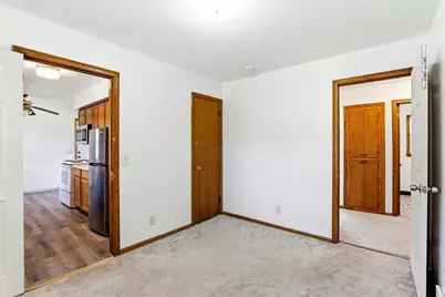 6936 Newton Avenue N, Brooklyn Center, MN 55430 - Photo 9