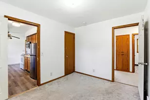 6936 Newton Ave N, Brooklyn Center, MN 55430 - Photo 9