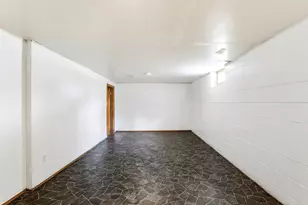 6936 Newton Ave N, Brooklyn Center, MN 55430 - Photo 25