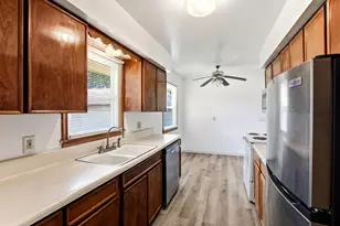 6936 Newton Ave N, Brooklyn Center, MN 55430 - Photo 15